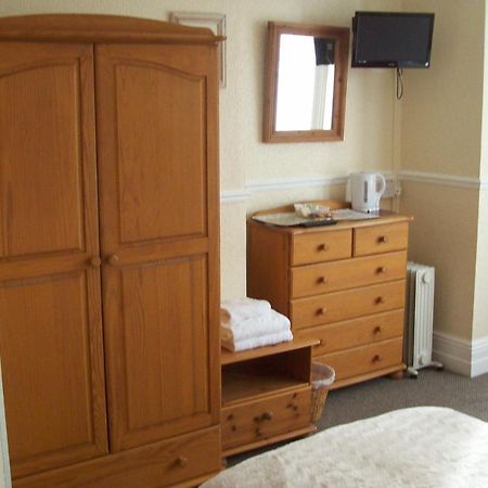 Avalon Guest Accommodation Great Yarmouth Buitenkant foto