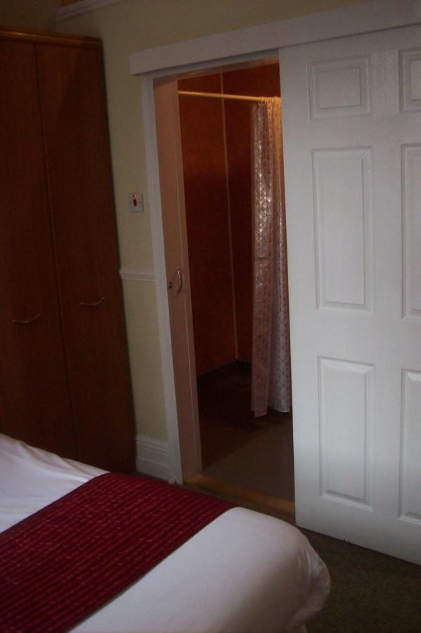 Avalon Guest Accommodation Great Yarmouth Buitenkant foto