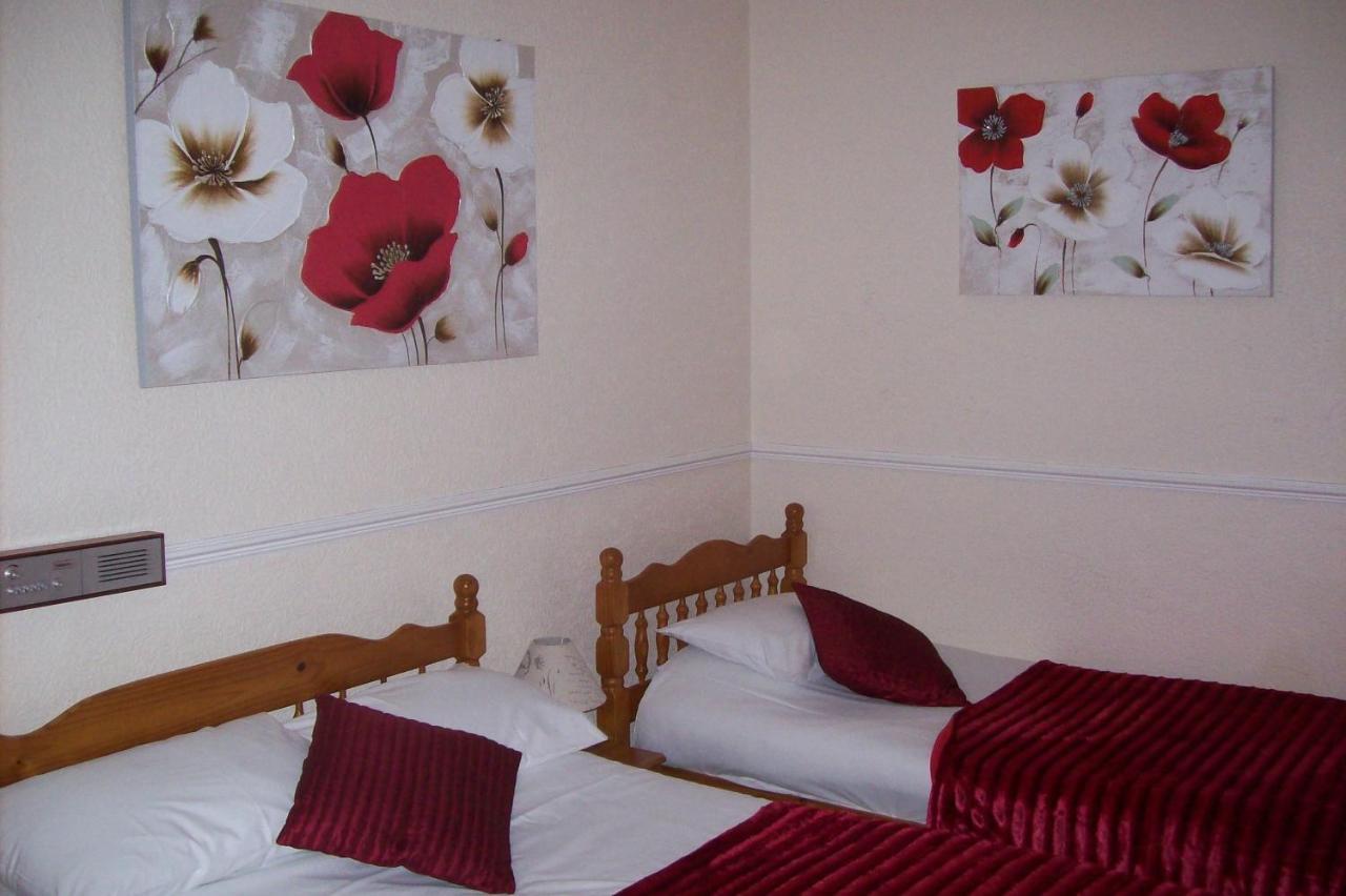 Avalon Guest Accommodation Great Yarmouth Buitenkant foto